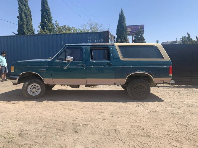 Ford-Bronco-1989-6