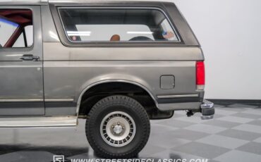 Ford-Bronco-1989-Smoke-Metallic-Scarlet-Red-11