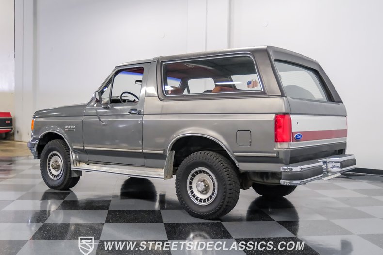 Ford-Bronco-1989-Smoke-Metallic-Scarlet-Red-12