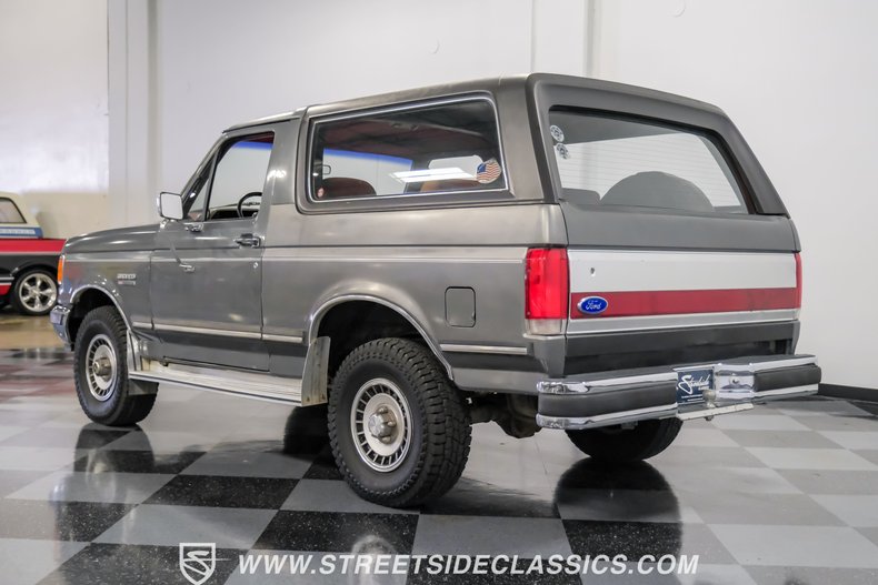 Ford-Bronco-1989-Smoke-Metallic-Scarlet-Red-13