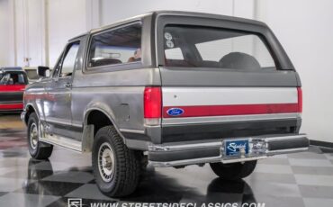 Ford-Bronco-1989-Smoke-Metallic-Scarlet-Red-14