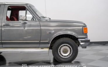 Ford-Bronco-1989-Smoke-Metallic-Scarlet-Red-21