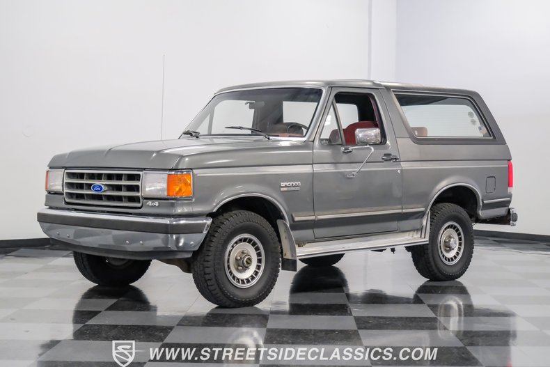 Ford-Bronco-1989-Smoke-Metallic-Scarlet-Red-3
