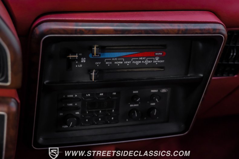 Ford-Bronco-1989-Smoke-Metallic-Scarlet-Red-40