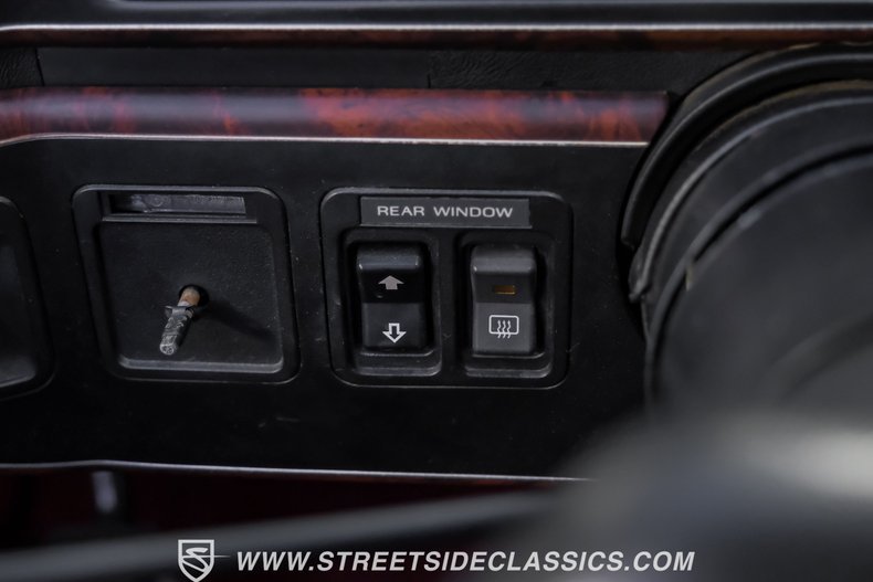 Ford-Bronco-1989-Smoke-Metallic-Scarlet-Red-41