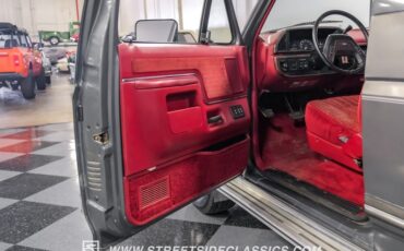 Ford-Bronco-1989-Smoke-Metallic-Scarlet-Red-49