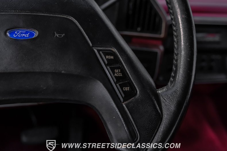 Ford-Bronco-1989-Smoke-Metallic-Scarlet-Red-5