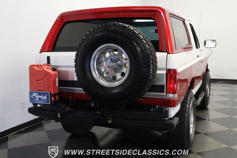 Ford-Bronco-1989-White-Gray-11