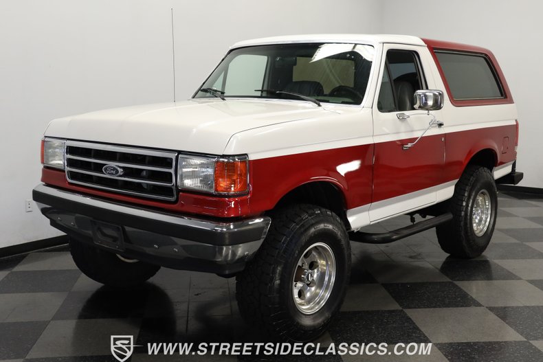 Ford-Bronco-1989-White-Gray-30