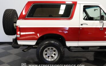 Ford-Bronco-1989-White-Gray-40