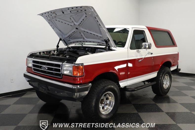 Ford-Bronco-1989-White-Gray-42