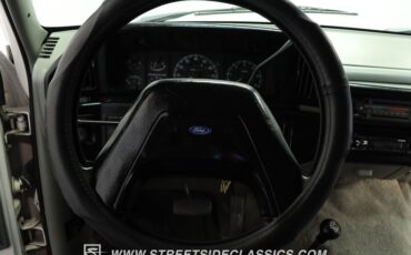 Ford-Bronco-1989-White-Gray-48
