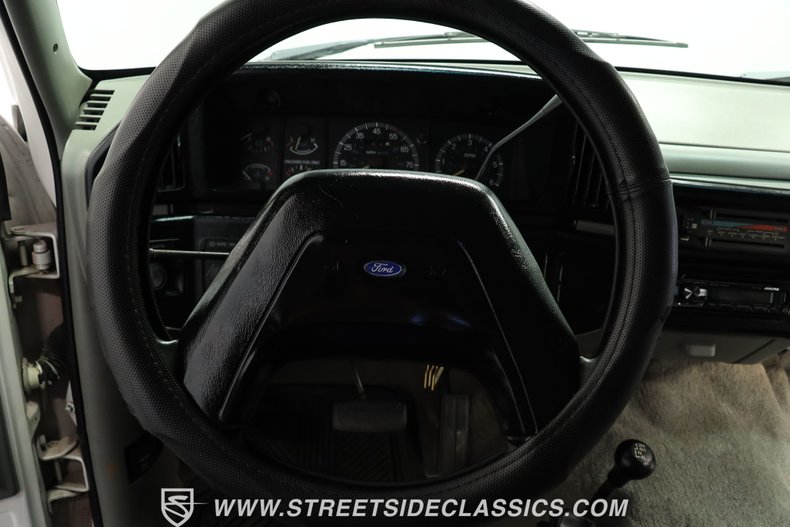 Ford-Bronco-1989-White-Gray-48