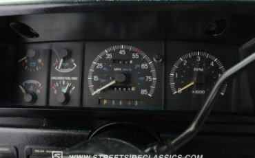 Ford-Bronco-1989-White-Gray-49