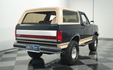 Ford-Bronco-1990-Dark-Shadow-Blue-Met-Tan-Mocha-10