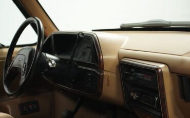 Ford-Bronco-1990-Dark-Shadow-Blue-Met-Tan-Mocha-17