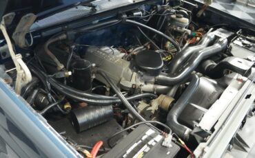 Ford-Bronco-1990-Dark-Shadow-Blue-Met-Tan-Mocha-34