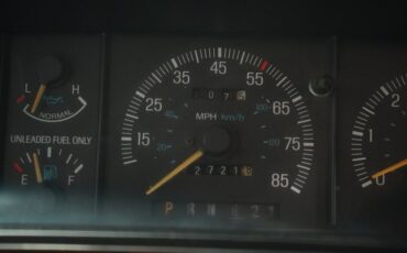 Ford-Bronco-1990-Dark-Shadow-Blue-Met-Tan-Mocha-40