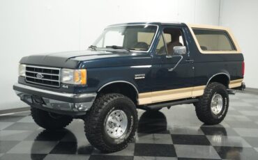 Ford-Bronco-1990-Dark-Shadow-Blue-Met-Tan-Mocha-7