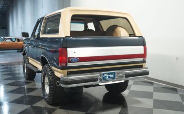 Ford-Bronco-1990-Dark-Shadow-Blue-Met-Tan-Mocha-8