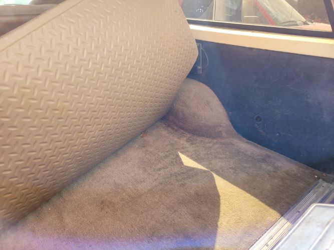 Ford-Bronco-1990-White-Tan-1