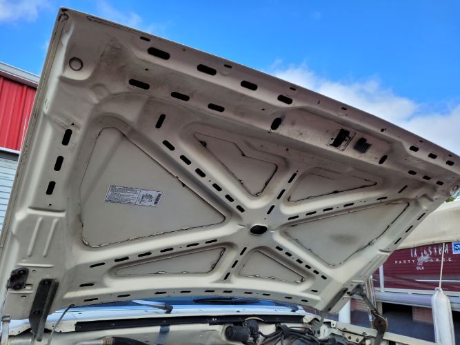 Ford-Bronco-1990-White-Tan-14