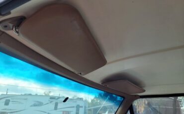 Ford-Bronco-1990-White-Tan-7