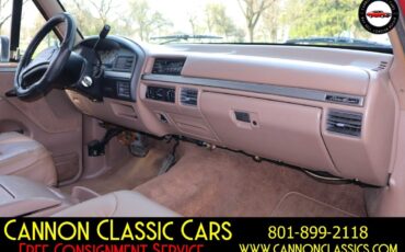 Ford-Bronco-1992-22