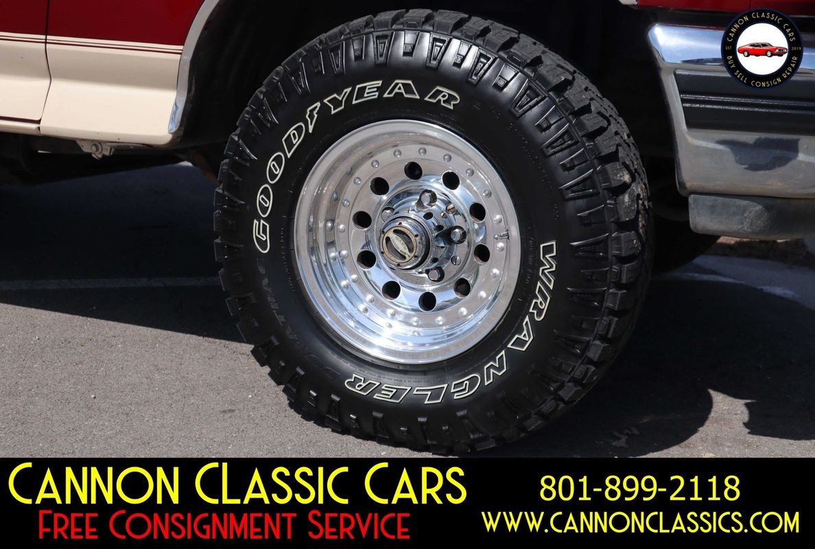 Ford-Bronco-1992-36