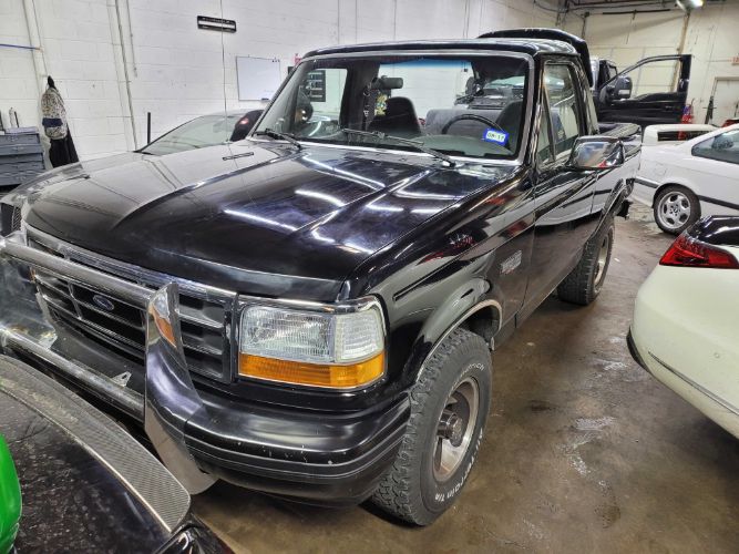 Ford-Bronco-1992-7