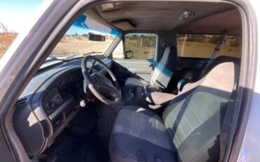 Ford-Bronco-1992-White-5