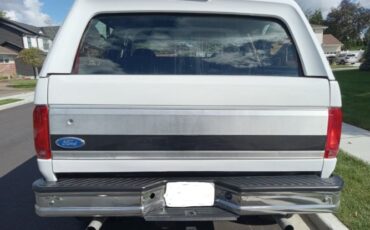 Ford-Bronco-1992-White-Charcoal-Gray-Cloth-16