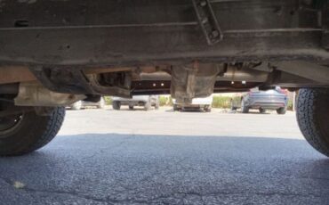 Ford-Bronco-1992-White-Charcoal-Gray-Cloth-23