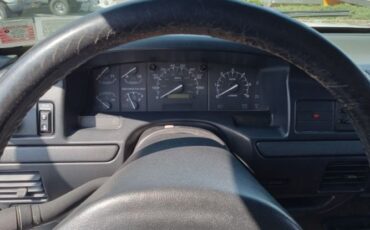 Ford-Bronco-1992-White-Charcoal-Gray-Cloth-26