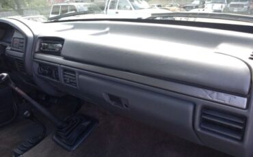 Ford-Bronco-1992-White-Charcoal-Gray-Cloth-30