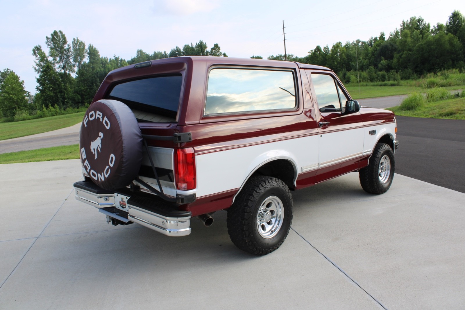 Ford-Bronco-1993-4