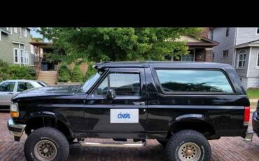 Ford-Bronco-1994-Black-Tan-4