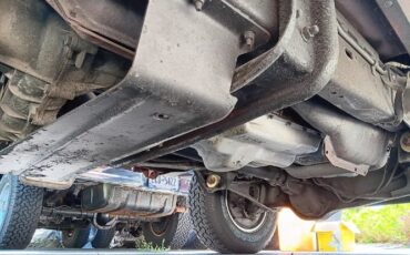 Ford-Bronco-1994-Red-Tan-Mocha-Leather-21