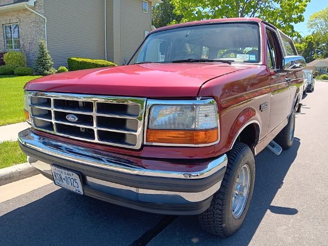Ford-Bronco-1994-Red-Tan-Mocha-Leather-5