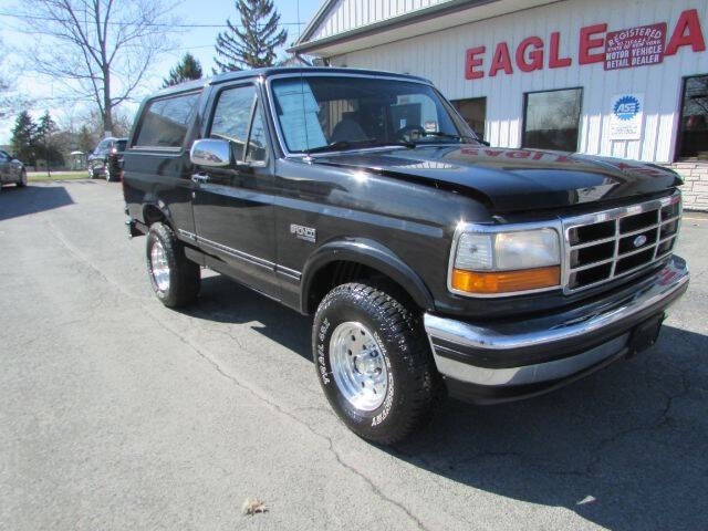 Ford-Bronco-1994-SUV-1