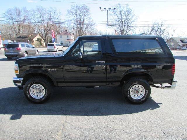 Ford-Bronco-1994-SUV-4