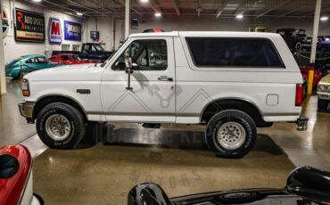 Ford-Bronco-1994-White-Tan-14
