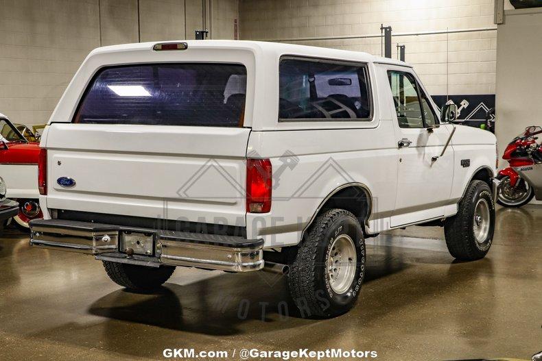 Ford-Bronco-1994-White-Tan-17