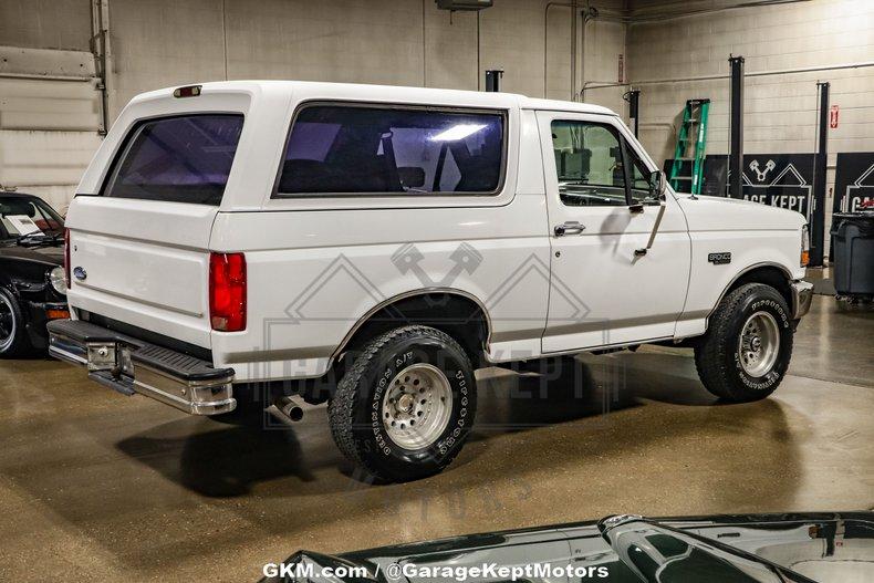 Ford-Bronco-1994-White-Tan-18