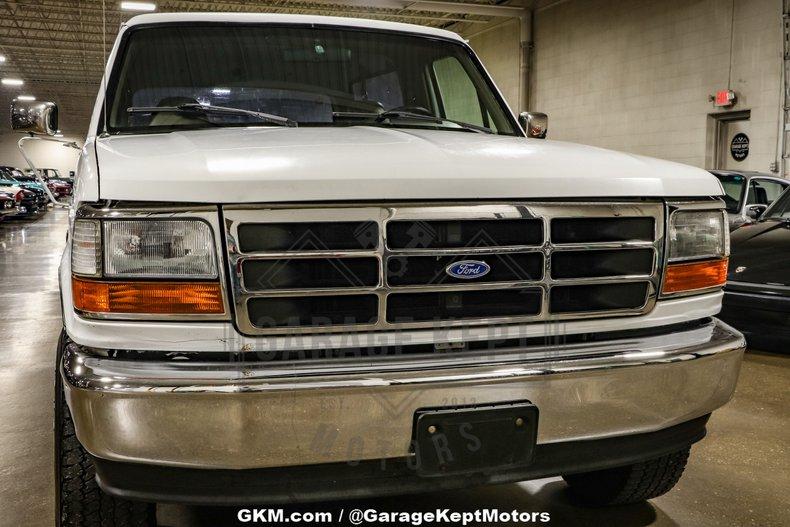 Ford-Bronco-1994-White-Tan-26