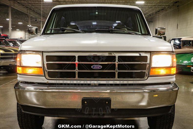 Ford-Bronco-1994-White-Tan-3
