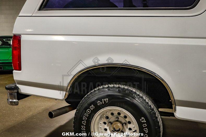 Ford-Bronco-1994-White-Tan-33