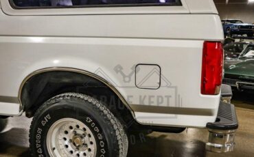 Ford-Bronco-1994-White-Tan-37