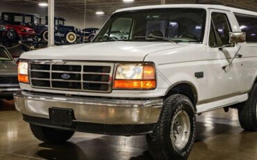 Ford-Bronco-1994-White-Tan-4