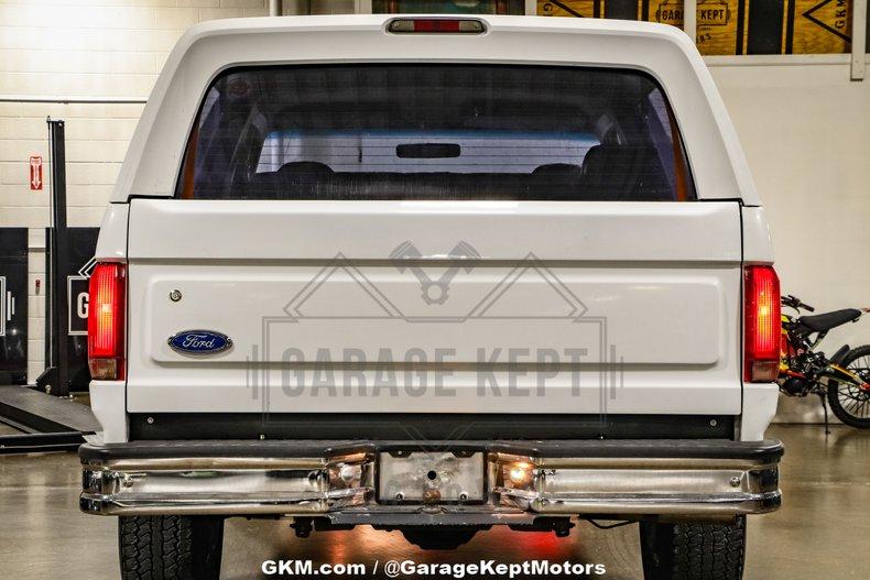Ford-Bronco-1994-White-Tan-43